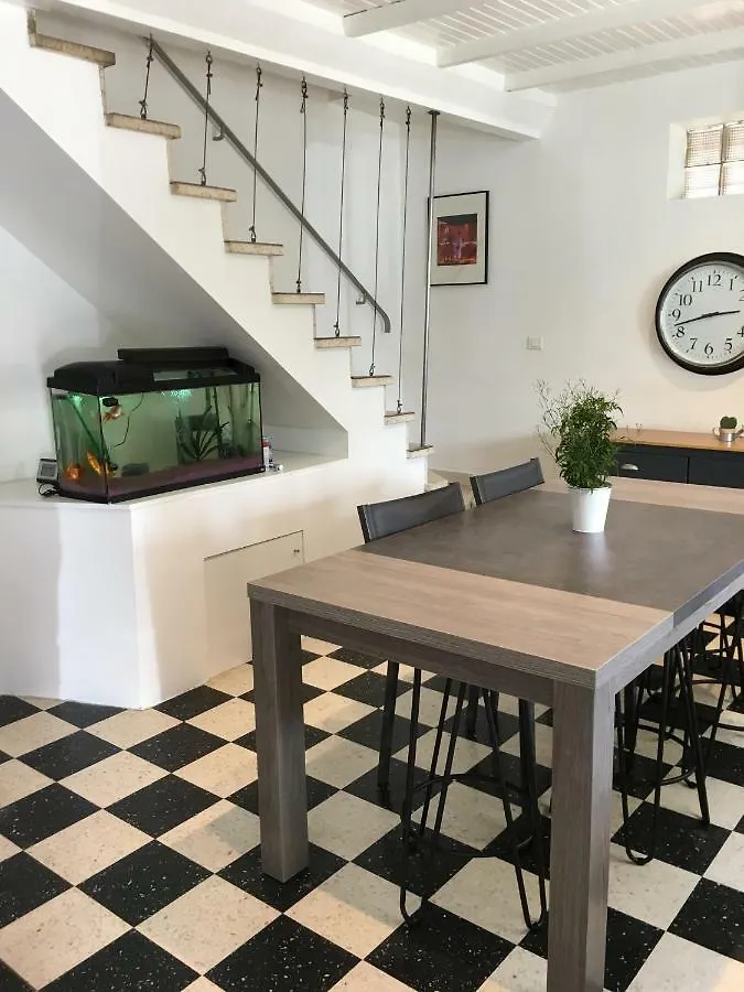 Maison De Village contacts